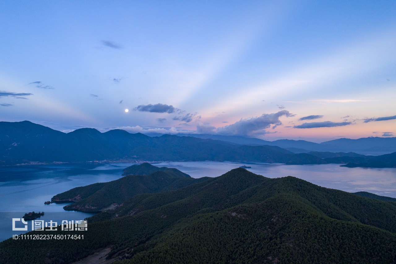 云南瀘沽湖旅游攻略民宿