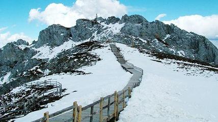 香格里拉石卡雪山攻略