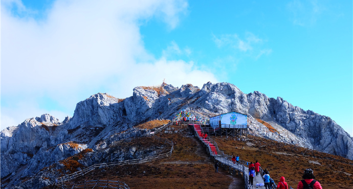 香格里拉石卡雪山攻略