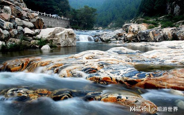 泰山彩石溪旅游攻略